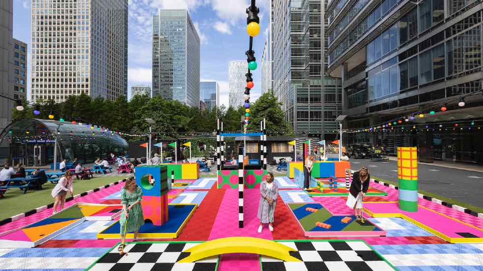 Canary Wharf minigolf